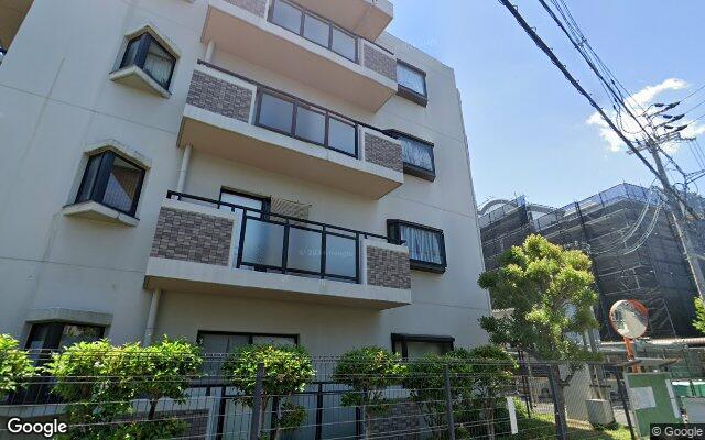 ファミール富田林の外観（Googleストリートビュー）