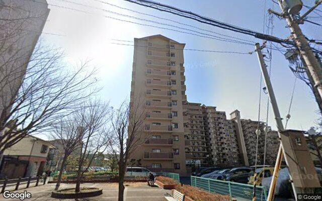 ベルパーク住道C棟の外観（Googleストリートビュー）