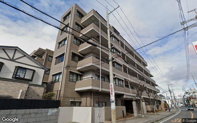 イトーピア新石切の外観（Googleストリートビュー）