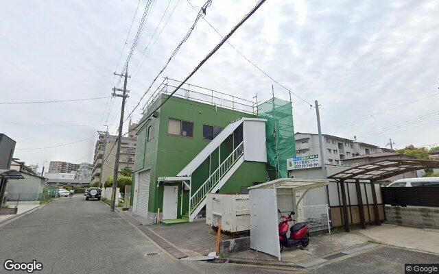 シャルマンコーポ枚方公園の外観（Googleストリートビュー）