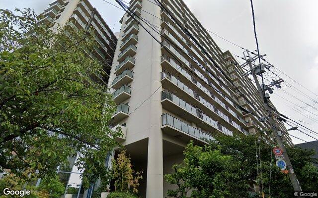 コスモシティ森林公園参番館の外観（Googleストリートビュー）