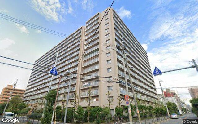 ファミール北大阪パークサイドの外観（Googleストリートビュー）