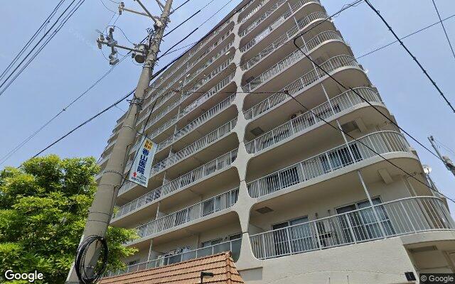 シャルマンコーポ弁天町の外観（Googleストリートビュー）