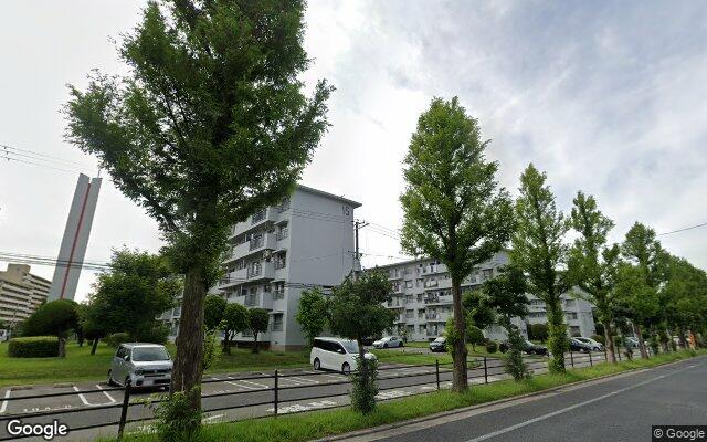 浅香山住宅15号棟の外観（Googleストリートビュー）