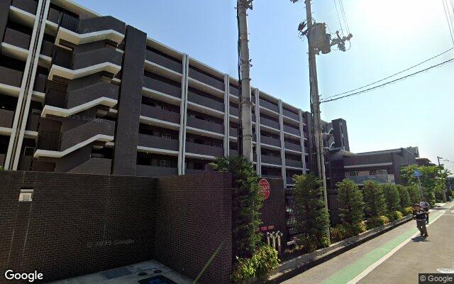 クレヴィア西宮北口の外観（Googleストリートビュー）