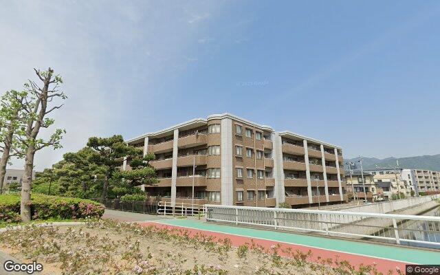 セレッソコート芦屋中央公園の外観（Googleストリートビュー）