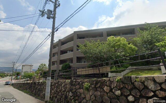 アルス逆瀬川千種の外観（Googleストリートビュー）