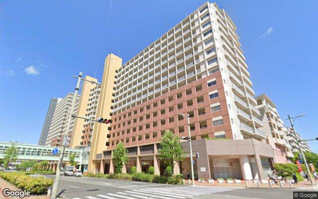 オーズタウンセンタースクエア4番館の外観（Googleストリートビュー）