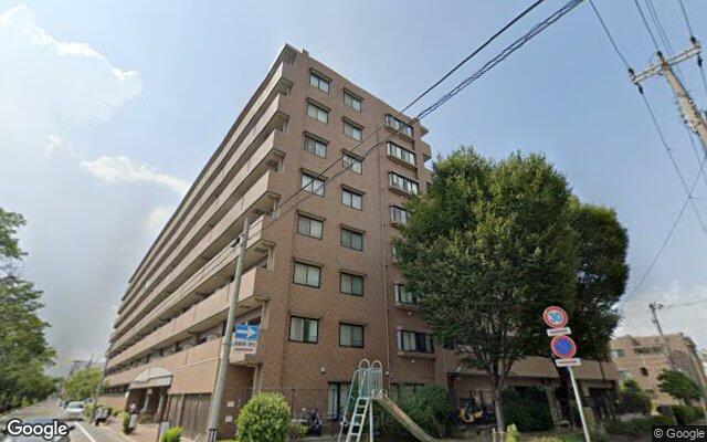 ライオンズマンション尼崎ガーデンシティの外観（Googleストリートビュー）