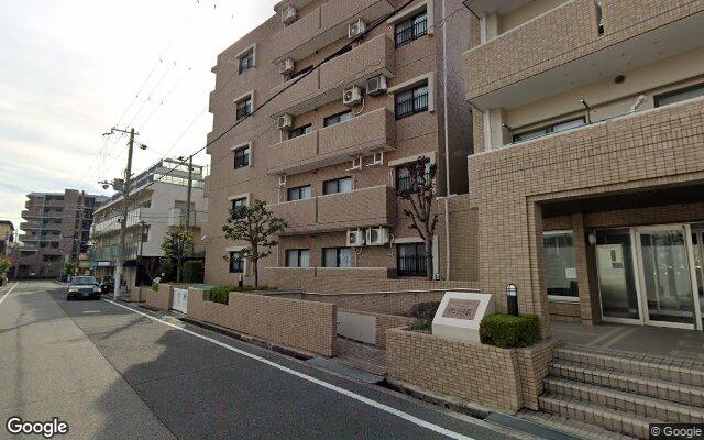 ロイヤルシャトー伊丹行基の外観（Googleストリートビュー）