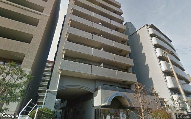 アザーレ伊丹ファミールの外観（Googleストリートビュー）
