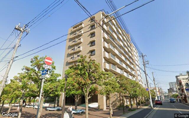 ファミール東灘壱番館の外観（Googleストリートビュー）