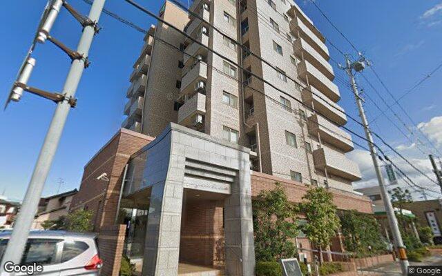 ロイヤルマンション津岩田の外観（Googleストリートビュー）