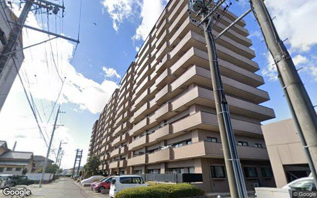 サンマンションエルステージ松阪一番館の外観（Googleストリートビュー）