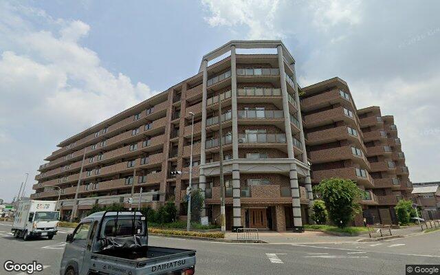 パデシオン伏見深草の外観（Googleストリートビュー）