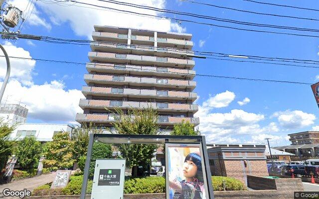 パデシオン十条駅前の外観（Googleストリートビュー）