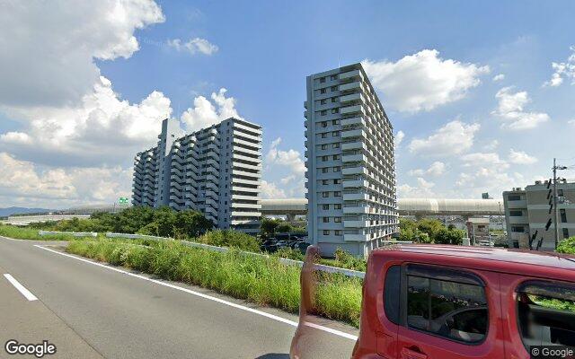 ライオンズマンション京都淀B棟の外観（Googleストリートビュー）