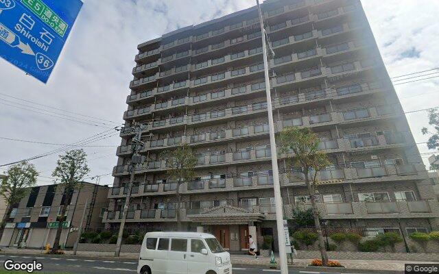 ハウスオブリザ平岸通弐番舘の外観（Googleストリートビュー）