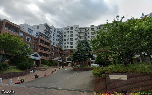 パークハウス福住の外観（Googleストリートビュー）