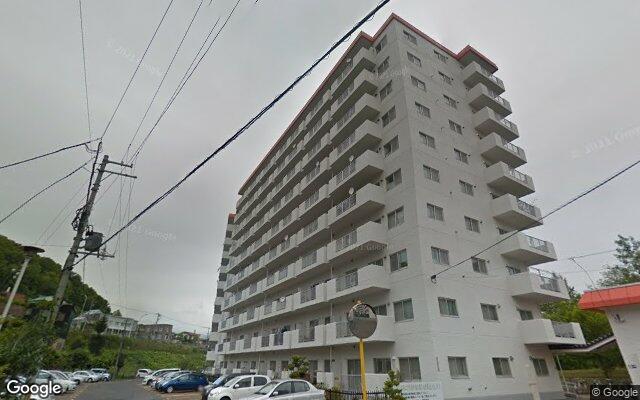 真駒内コートの外観（Googleストリートビュー）