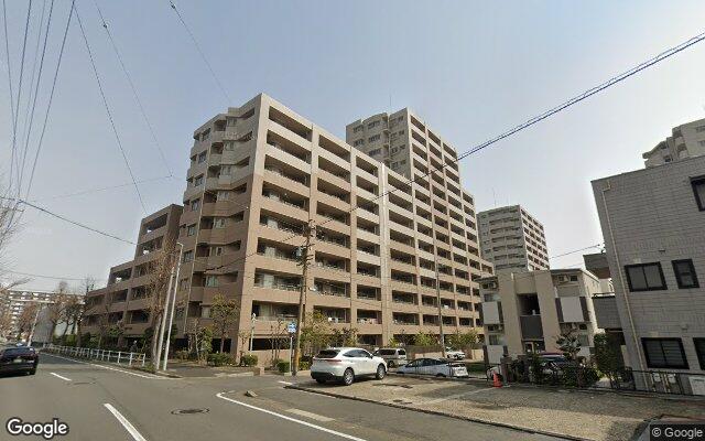 アソシアード神宮東壱番館の外観（Googleストリートビュー）