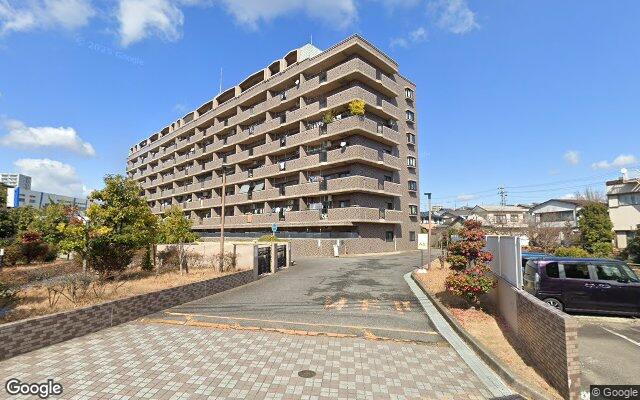 レインボー豊明前後の外観（Googleストリートビュー）