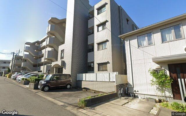 シャンボール若松の外観（Googleストリートビュー）