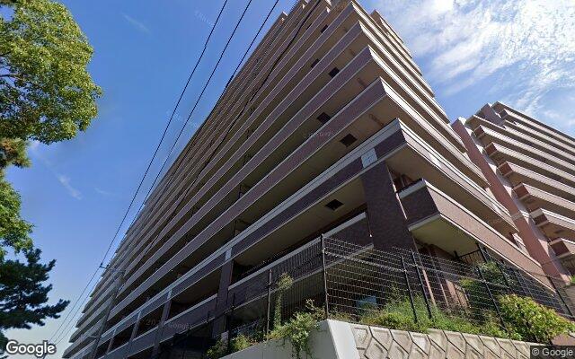 アプローズ香住ヶ丘の外観（Googleストリートビュー）