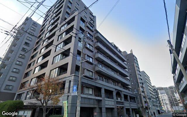 コアマンション博多駅南の外観（Googleストリートビュー）