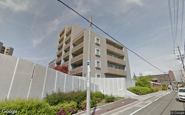 パークシティ　ザ・ウイングス西棟の外観（Googleストリートビュー）