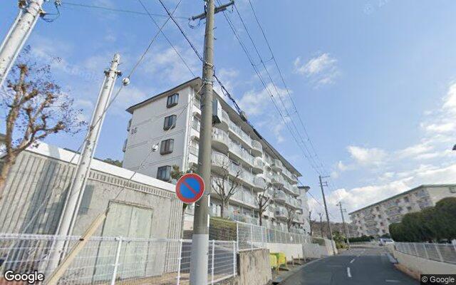 名谷20団地の外観（Googleストリートビュー）