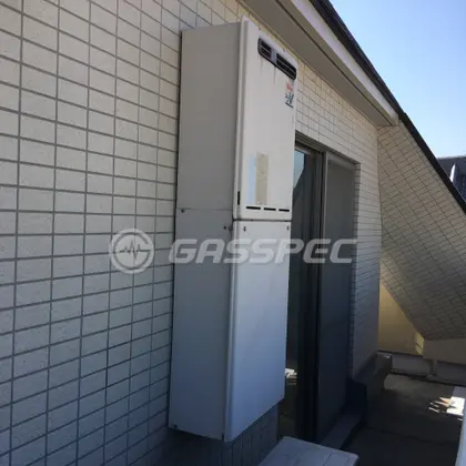 施工前の給湯器（RUF-V2005SAW）