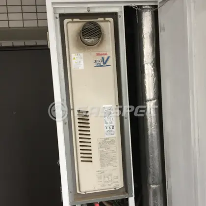 施工前の暖房熱源機（RUFH-VS2400AT2-3）
