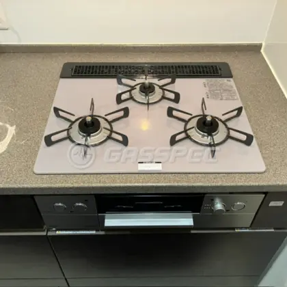 施工後のビルトインガスコンロ（リンナイ RHS31W42J4RSTW）