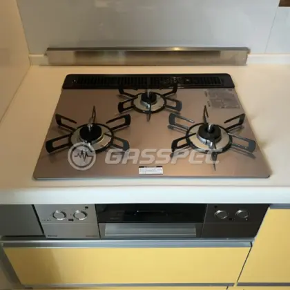 施工後のビルトインガスコンロ（リンナイ RHS31W42J2RSTW）