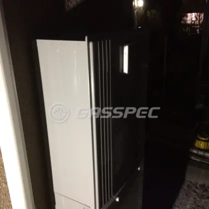 施工後の給湯器（パーパス GX-H2000AW-1）