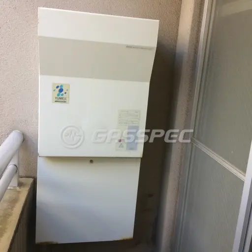 交換前の給湯器（ガスター OURB-2400D）