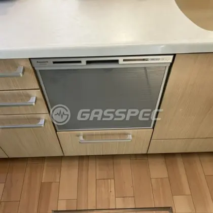 施工後のビルトイン食洗機（パナソニック NP-45VS9S）