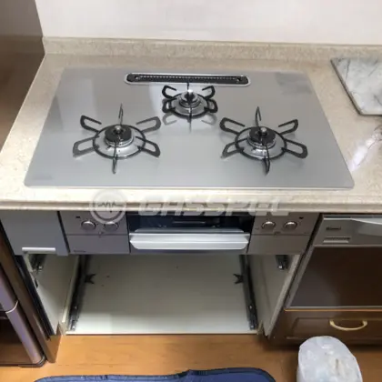 施工後のビルトインガスコンロ（パロマ PD-893WS-U75GH）