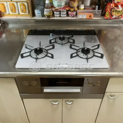 施工後のビルトインガスコンロ（リンナイ RHS31W42J4RSTW）