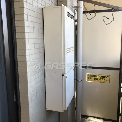 施工前の暖房熱源機（GTH-2401AWXH）
