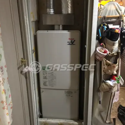 施工後の給湯器（リンナイ RUF-V1615SAFFD(B)）