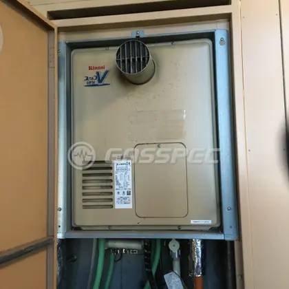 施工前の暖房熱源機（RUFH-VD2400SAT2-3）