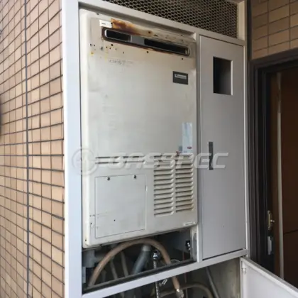 施工前の暖房熱源機（AT-366RSA-AW2Q-F）