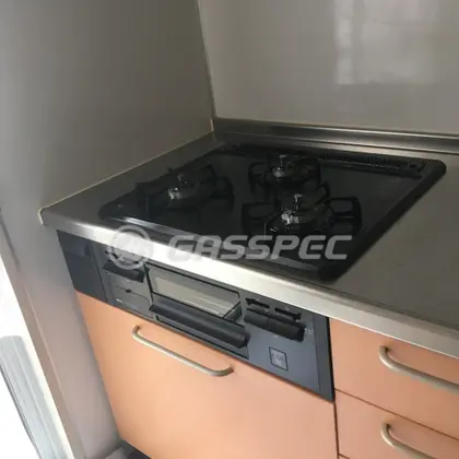 施工前のビルトインガスコンロ（C3G68RDR）