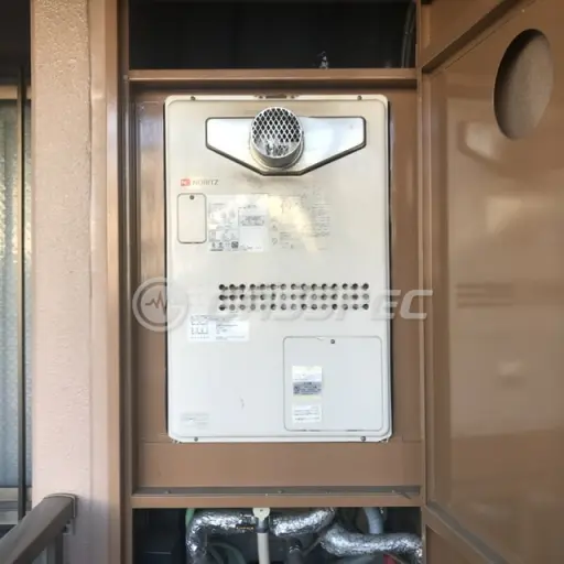 交換前の給湯器（ノーリツ GTH-2444AWX6H-T）