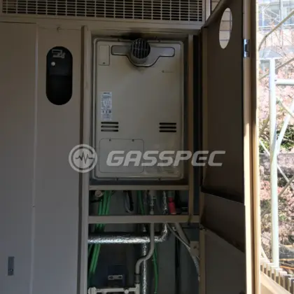 施工前の暖房熱源機（RUFH-V2403AT2-3）