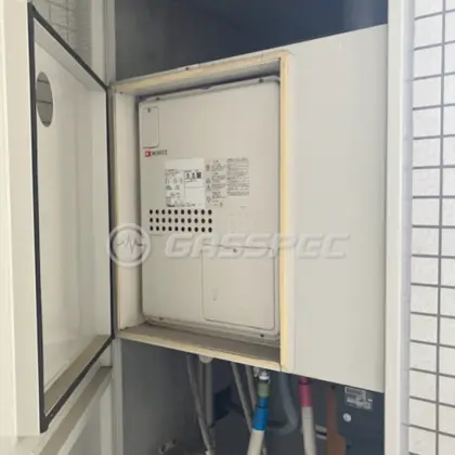 施工前の暖房熱源機（GTH-2435SAWX3H-TB）