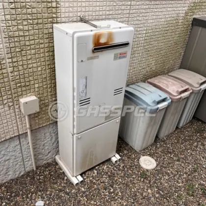 施工前の暖房熱源機（RUFH-K2403SAW2-3(A)）
