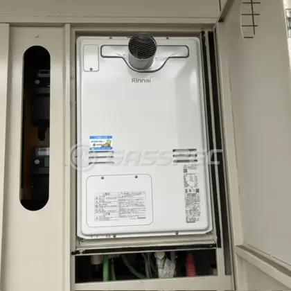 施工後の暖房熱源機（リンナイ RUFH-A2400SAT2-3(A)）
